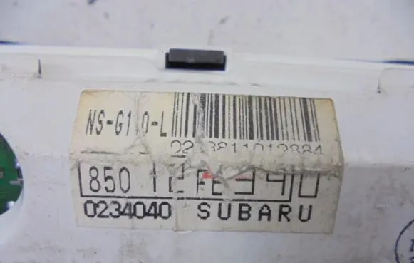Subaru Impreza II Speedometer (instrument cluster) 85012FE390