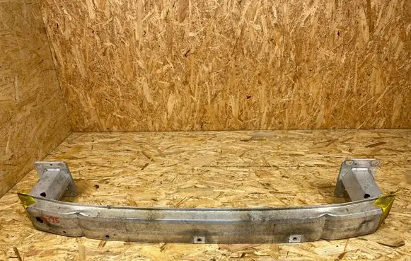 Peugeot 308 Front bumper support beam 