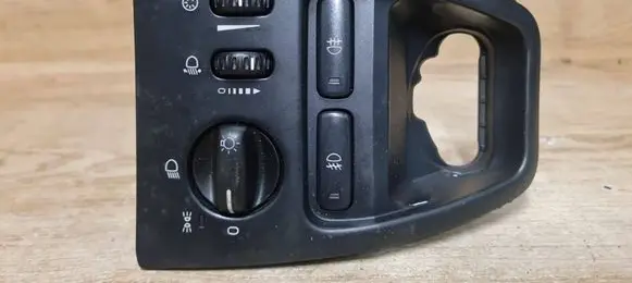 Light switch