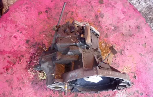 Manual 5 speed gearbox