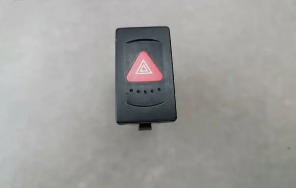 Volkswagen PASSAT B5 Hazard light switch 3B0953235d
