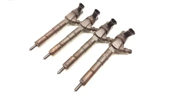 Opel Insignia A Fuel injectors set 0445110327