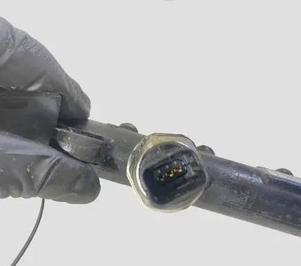 Ford Mondeo MK IV Fuel main line pipe 9654726280 05533164511 9658227880