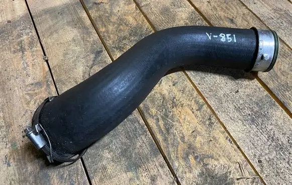 Mercedes-Benz C W204 Intercooler hose/pipe a2045281882 2045281882