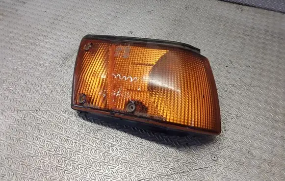 Nissan Sunny Front indicator light IKI5162
