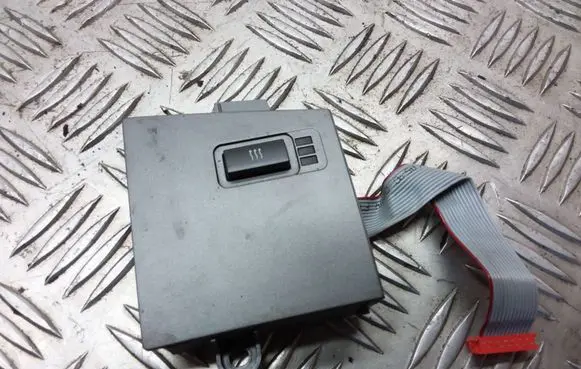 BMW 7 E65 E66 Seat heating switch 6918391