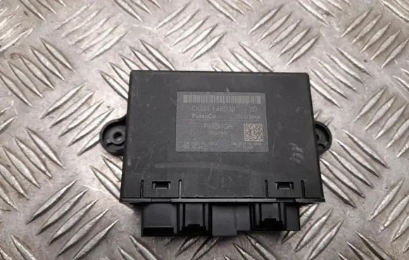 Ford Mondeo MK V Door control unit/module DG9T14B533ED