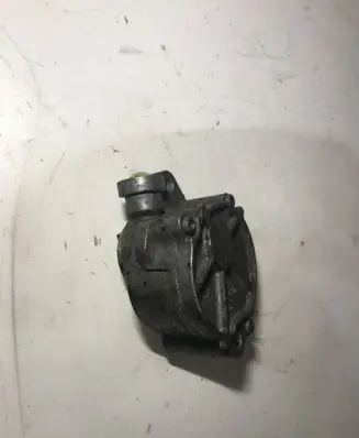 Ford Focus Vacuum pump D1563C1 1809T D1563C11809T