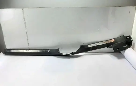 Volkswagen PASSAT CC Front sill trim cover 3AA853370