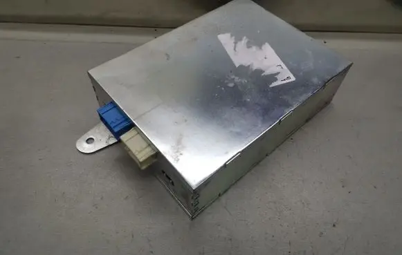 BMW 5 E39 Video control module 6902015