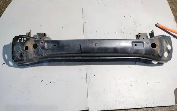 Volkswagen Multivan T5 Front bumper cross member 7E0807109B