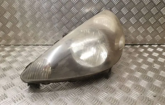Honda Jazz Headlight/headlamp P2187