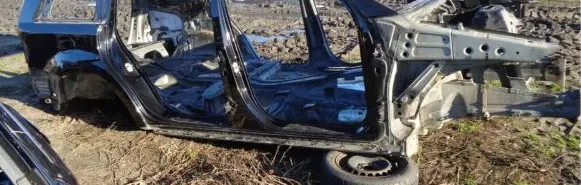 Mercedes-Benz GL X164 Side car body part 