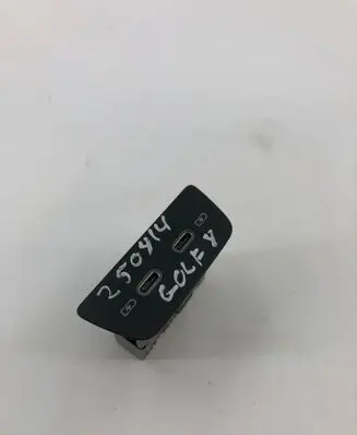 Volkswagen Golf VIII USB socket connector 2G6035954