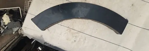 Mitsubishi Pajero Rear arch trim 7407a098
