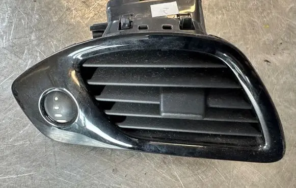 Renault Scenic III - Grand scenic III Dashboard side air vent grill/cover trim 1012124
