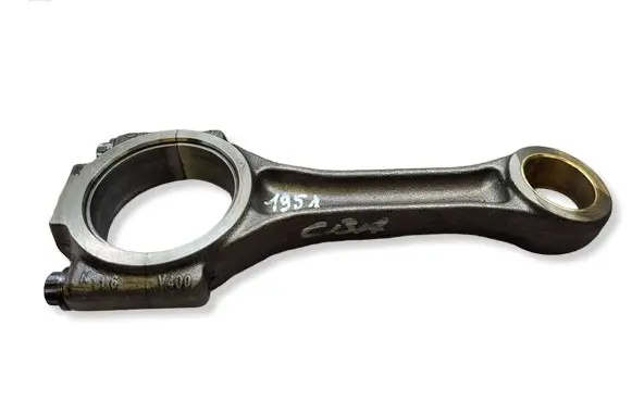 Volkswagen Golf VI Connecting rod/conrod 