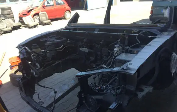 Hyundai Santa Fe Engine compartment bulkhead 