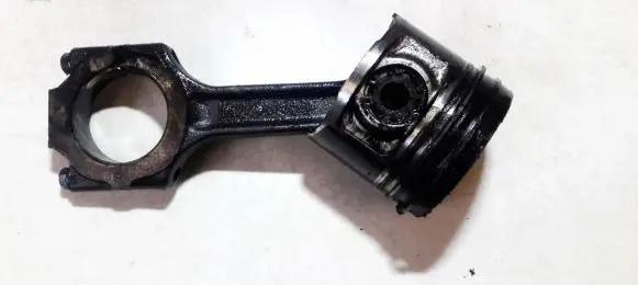 Alfa Romeo 156 Piston with connecting rod