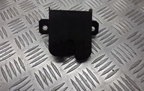 Volkswagen Golf IV Tailgate exterior lock 1J6827505B