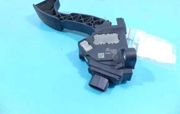 Toyota Auris E180 Accelerator throttle pedal 78110-0W040 IMPRK1275797