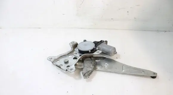 Rear window lifting mechanism without motor