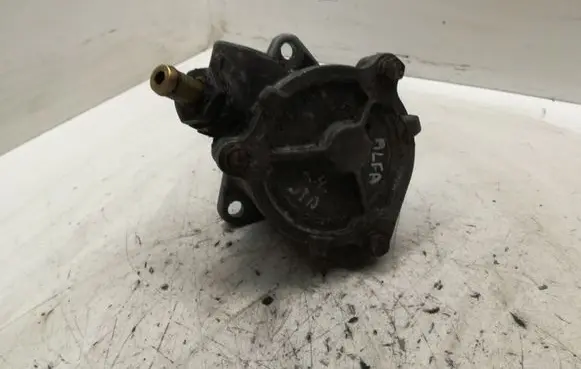 Alfa Romeo 156 Vacuum pump