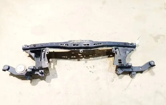 Mercedes-Benz Vito Viano W639 Radiator support slam panel 