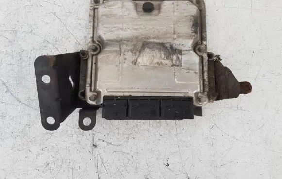 Renault Scenic RX Engine control unit/module ECU 0281010843