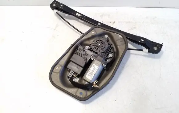 Volkswagen Golf V Rear door window regulator with motor 1K4839402E 1K0959704K 994858108