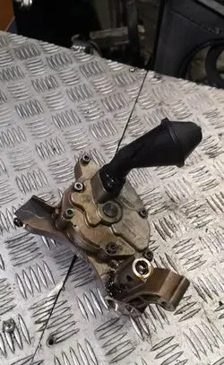 Volkswagen Golf VI Oil pump 113670201