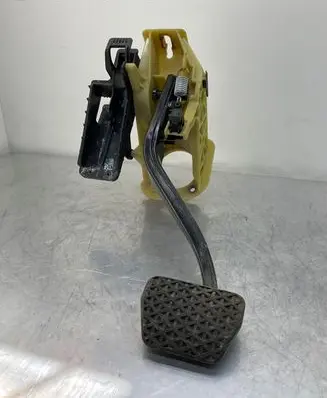 BMW 7 F01 F02 F03 F04 Brake pedal 1160421