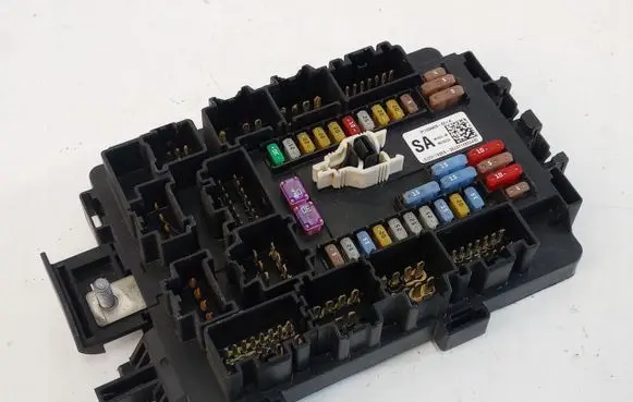 Tesla Model S Fuse box set 1034409-00-A
