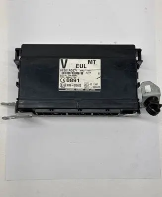 Subaru Legacy Comfort/convenience module 88281AG671 97RI010625 X1T21173M1