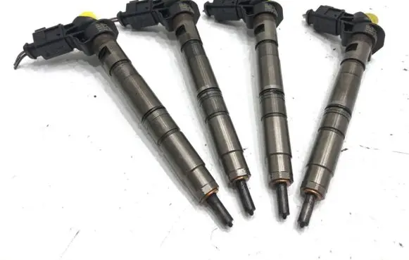 Fuel injectors set