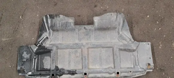 BMW X5 E53 Engine splash shield/under tray