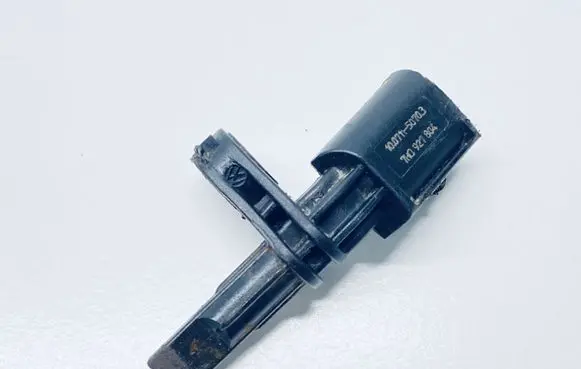 Volkswagen PASSAT B6 ABS brake wheel speed sensor 7H0927804