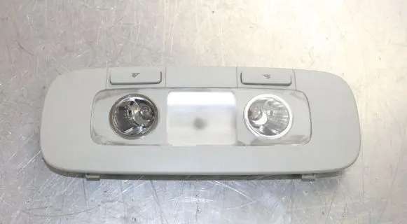 Volkswagen PASSAT B6 Rear seat light