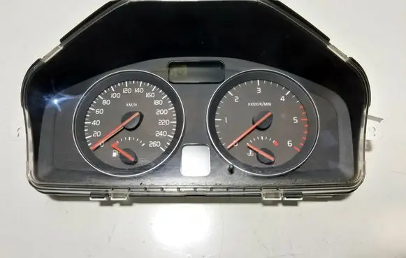 Volvo V50 Speedometer (instrument cluster) 31296228 69199420T
