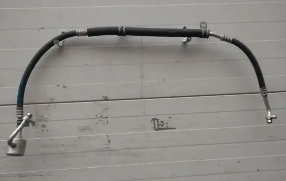 Renault Zoe Air conditioning (A/C) pipe/hose 924473169R