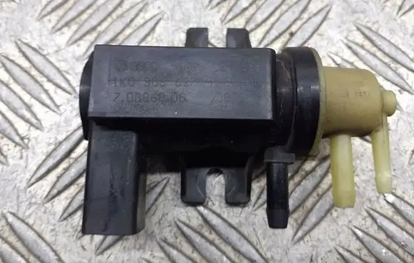 Volkswagen PASSAT B6 Valve vacuum 1K0906627