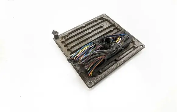 Ford Fiesta Engine control unit/module 4S61-12A650-EA 6AZA S118107012A