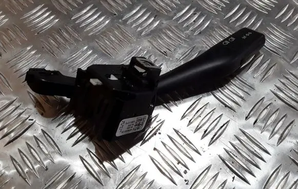 Volkswagen Golf V Indicator stalk 1K0953513