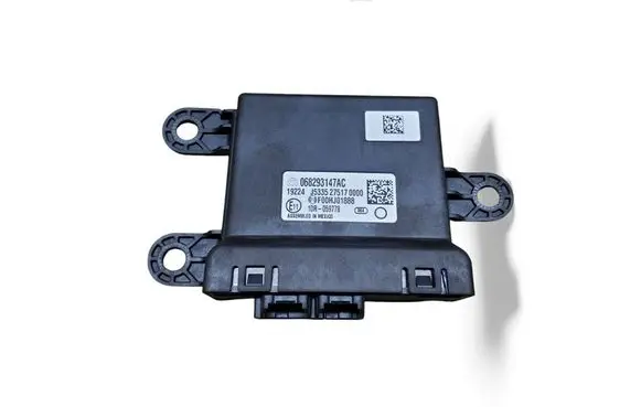 Jeep Grand Cherokee Gateway control module 068293147AC
