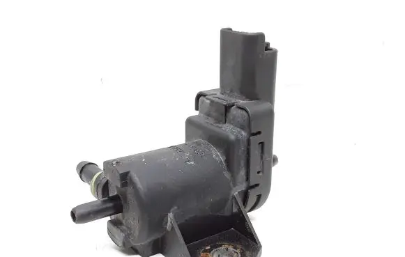 Volvo V40 Turbo solenoid valve 9688124580