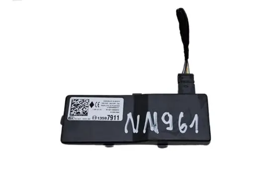 Opel Insignia A Keyless (KESSY) go control unit/module 13597911