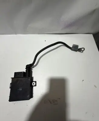 BMW 5 E60 E61 Glow plug pre-heat relay 132197