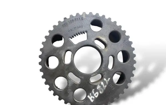 Volkswagen Scirocco Camshaft pulley/ VANOS 038109111E