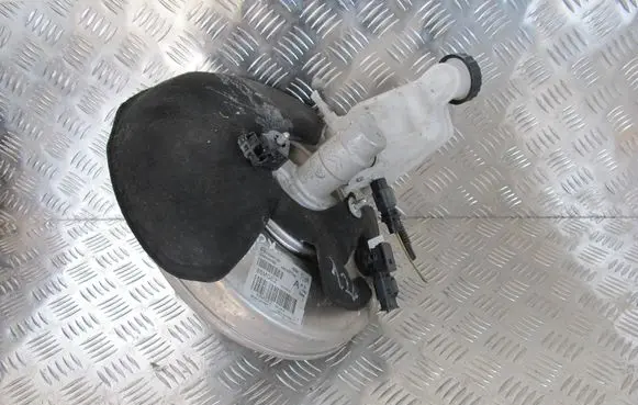 Opel Grandland X Brake booster 9807687080