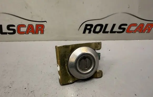 Mitsubishi L300 Coupe door lock (next to the handle) 